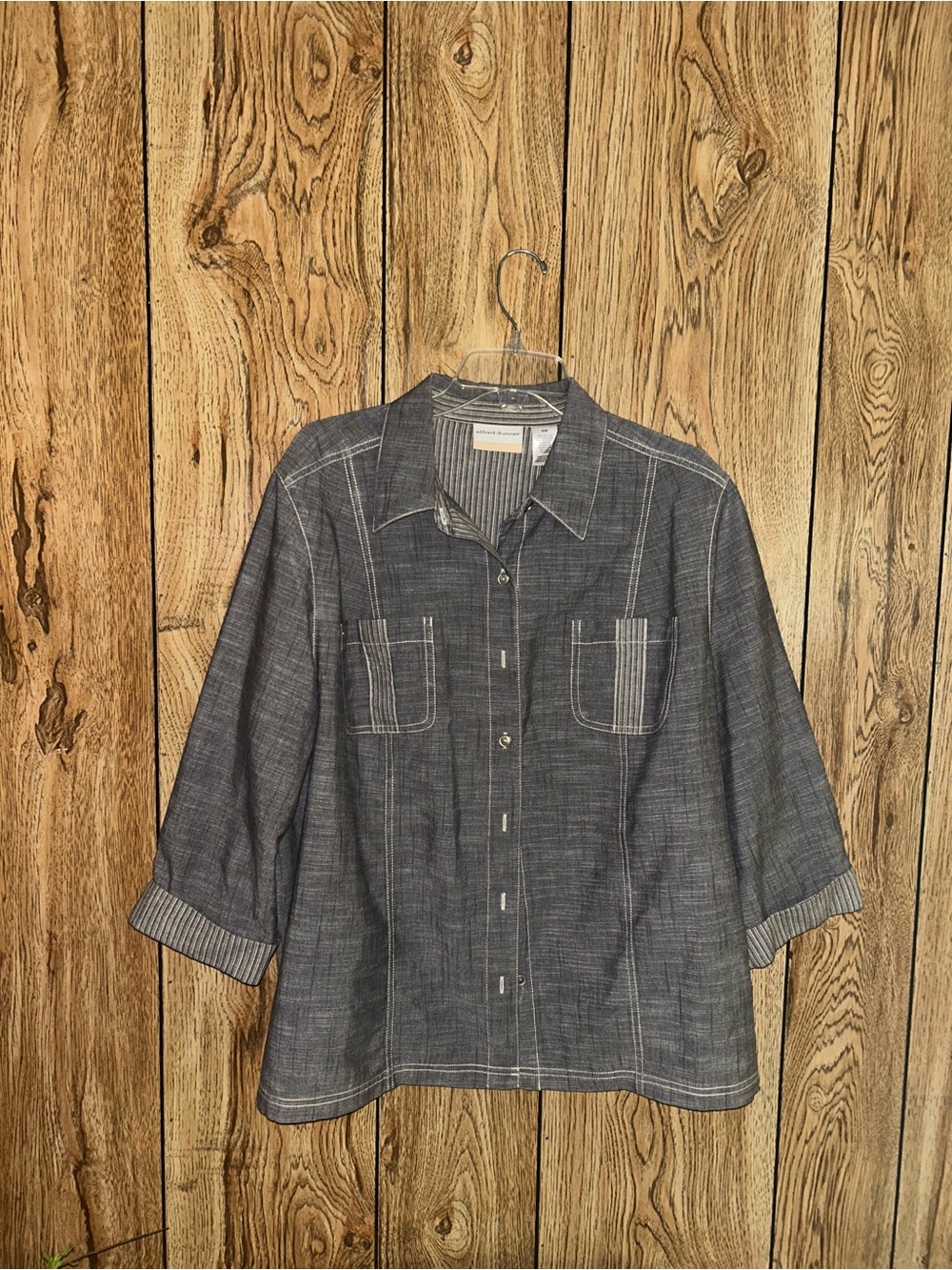 Alfred Dunner women’s button down blouse
size 18W